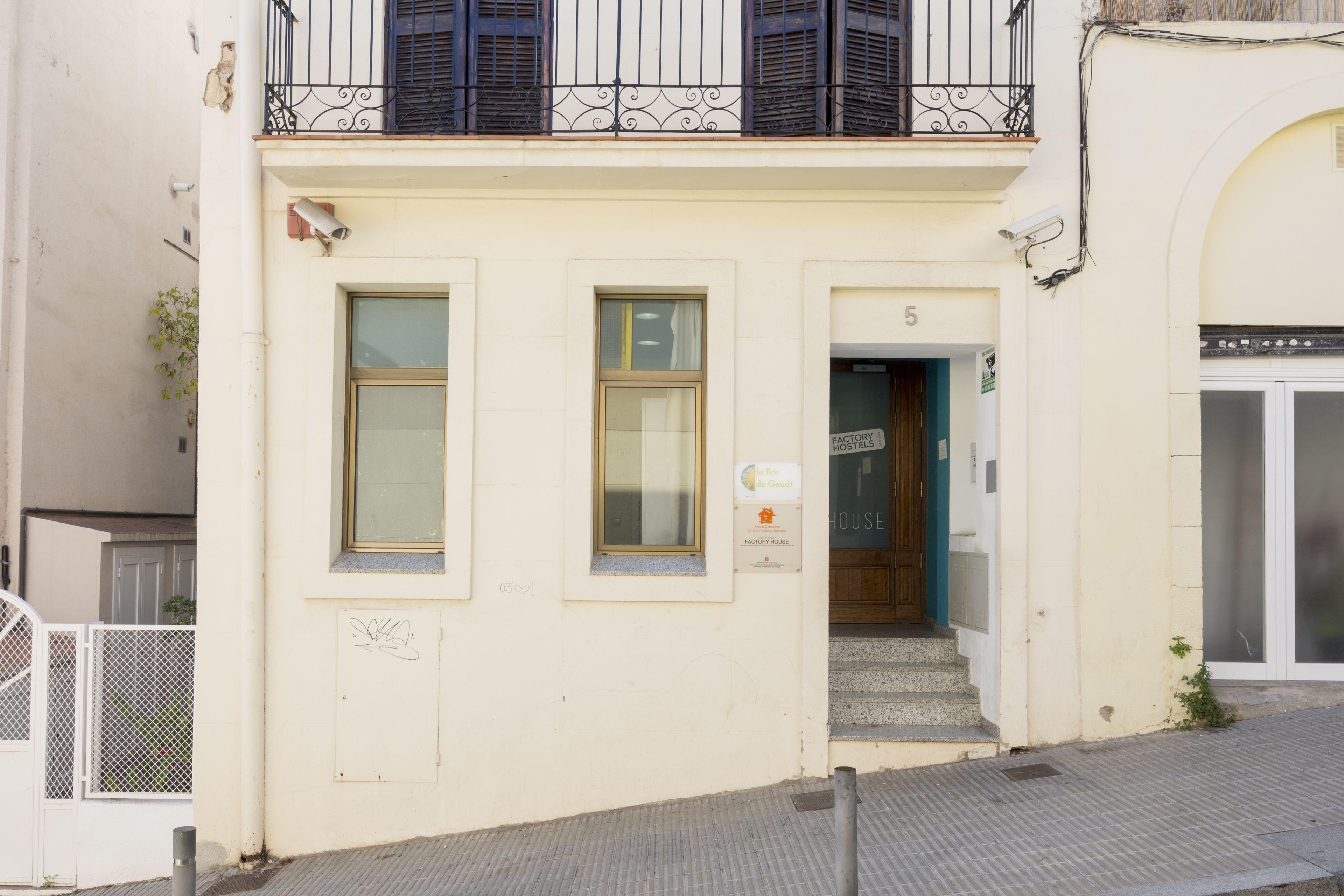 Factory Hostels Barcelona — Photos 3